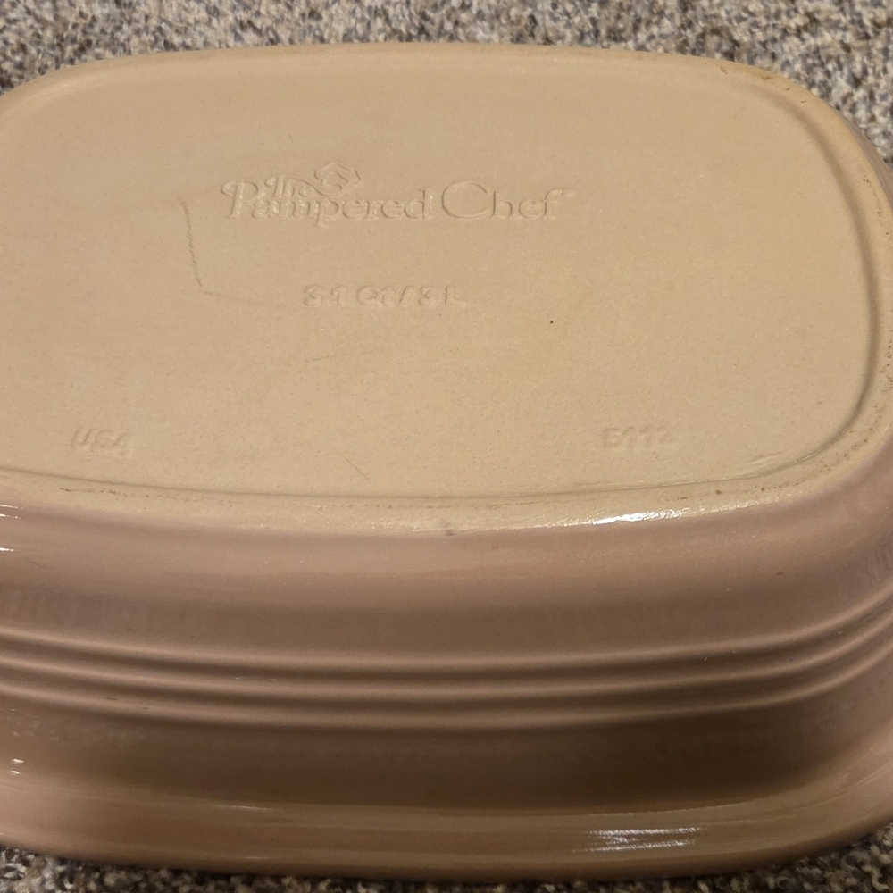The Pampered Chef 3.1 Quart Deep Covered Baker in Taupe - Picture 3 of 8